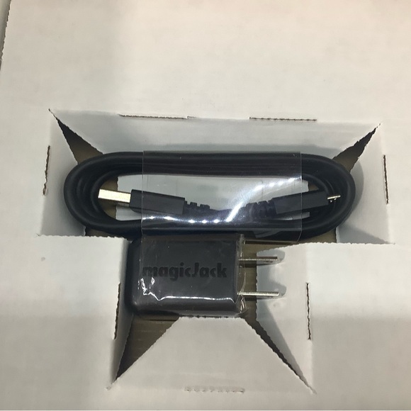 Bose SoundLink Color Bluetooth Speaker - Vibrant Red - Picture 8 of 8